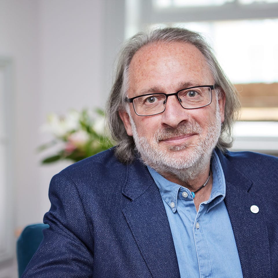 help me stop team member chris c