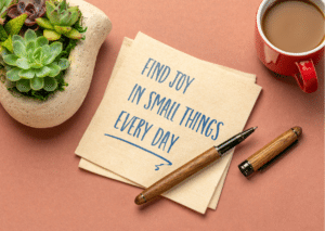 post it note saying find joy in the small things every day